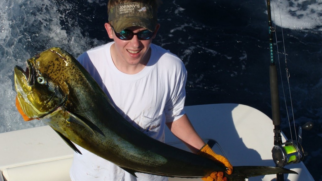 Red Tuna Fishing Shirt Club - July 2015 Sailfish Oasis Charters - Dorado